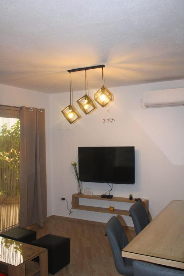 Apartmani Petra Primošten Extérieur photo
