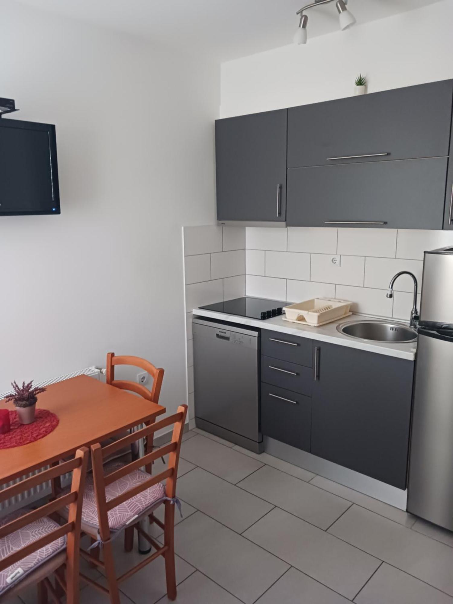 Apartmani Petra Primošten Extérieur photo